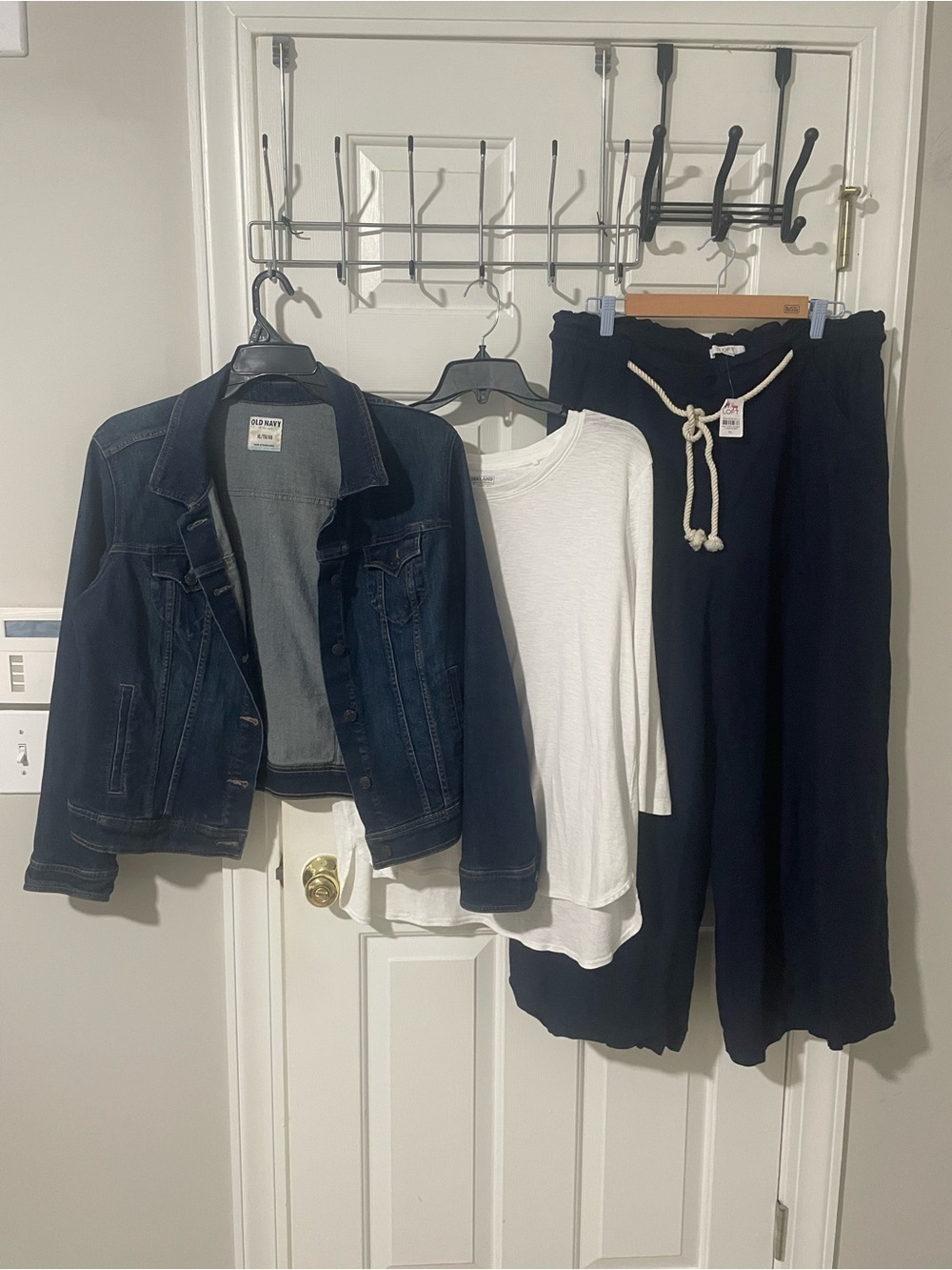 Old Navy Navy Denim Jacket with White Top and linen loft pants wide xl set